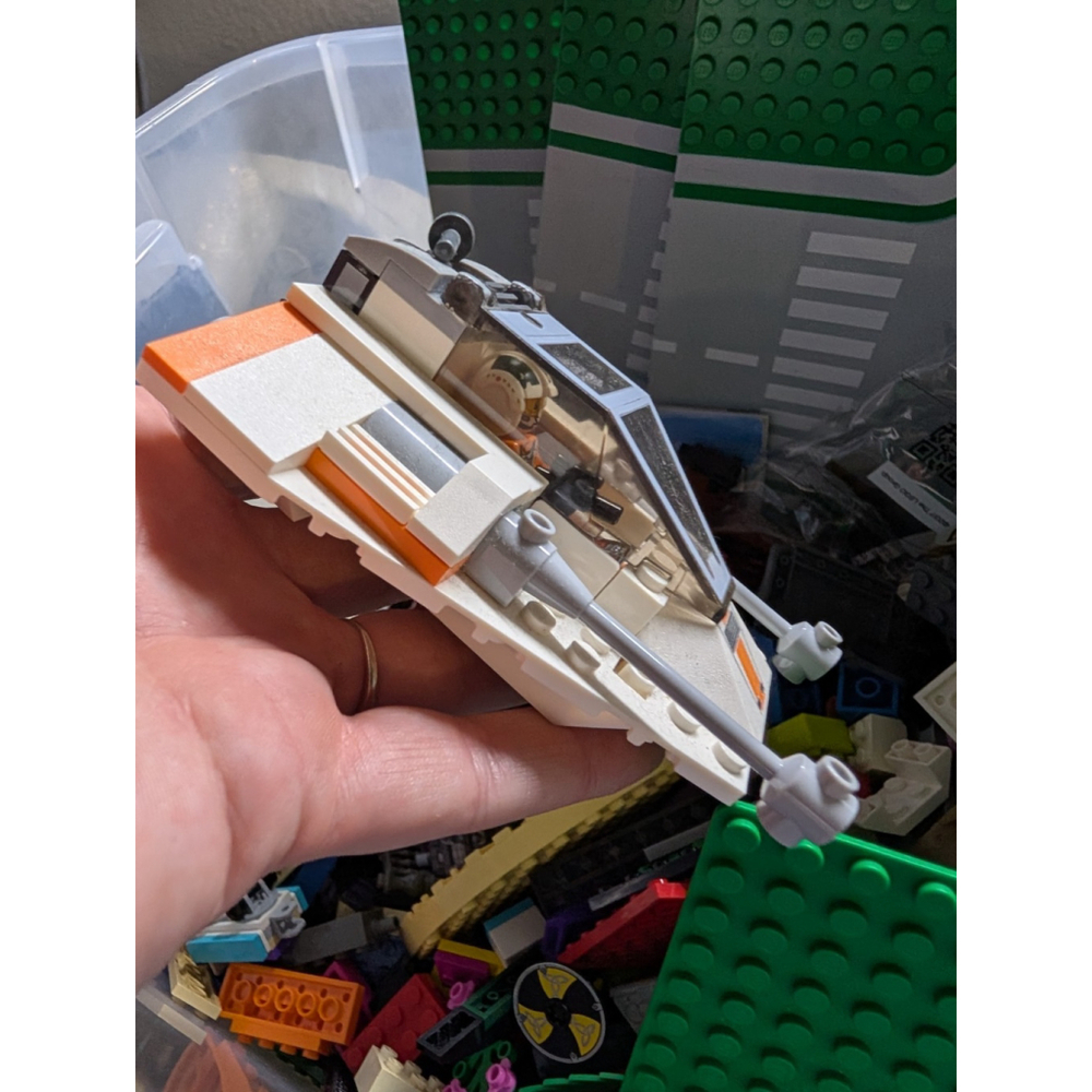 Bulk Lot 8+ lbs of LEGO & Mega Bloks Mixed Bricks Parts Star Wars Halo Marvel ++